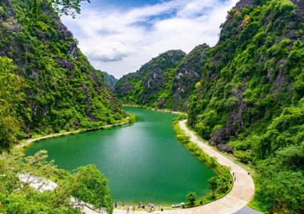 What do you know about Tuyet Tinh Coc