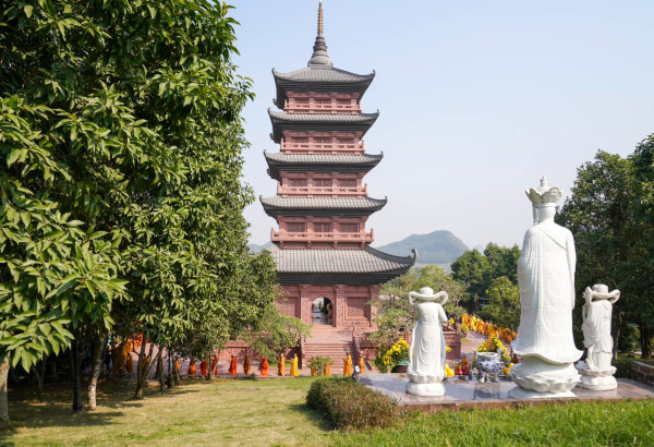 Things To Do In Bai Dinh Pagoda: Highlights, Price, Time and Activities  