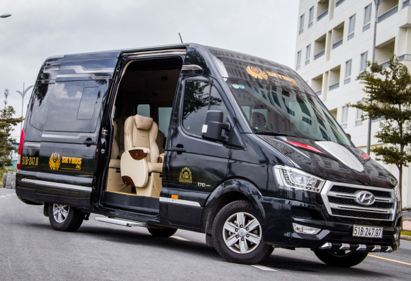 Hanoi Airport Transfer Made Easy: From Arrival Gate to Old Quarter Hotel