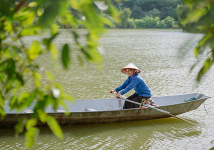 Tam Coc or Thung Nham Side-by-Side Comparison of Ninh Binh’s Top Boat Rides