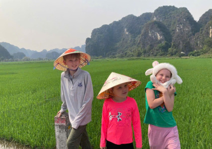 Ninh Binh Day Tour with Kids: A Simple & Safe Family Guide for Parents with Small Children