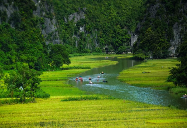 Ninh Binh Entrance Fees 2026: Full Price List + Hidden Costs You Should Know