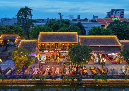 2026 Ninh Binh At Night: Walking Street, Night Market, Top Coffee and Restaurants