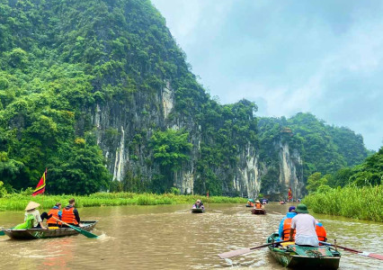 Best Time to Visit Ninh Binh: Weather, Scenery & Tips by Season