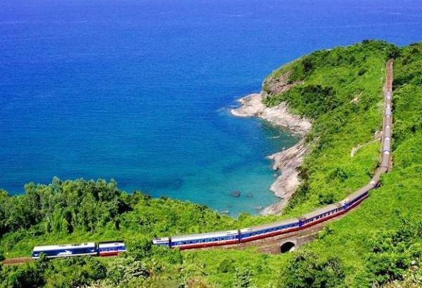 Train Travel to Ninh Binh: Routes from Hanoi, Da Nang, Hue, Dong Hoi, and More