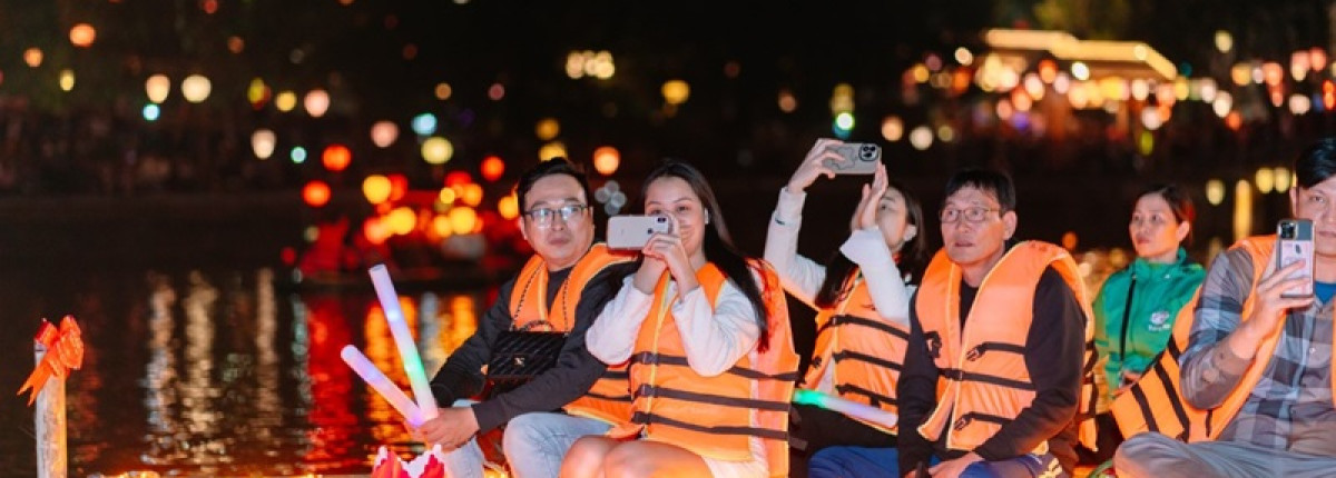 Tam Coc Ninh Binh At Night: Top Activities and Visiting Sites