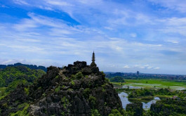 Ninh Binh 2 Day 1 Night Tour: Hoa Lu - Mua Cave - Tam Coc - Cuc Phuong