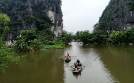 Hoa Lu - Tuyet Tinh Coc - Tam Coc - Bich Dong (Aloha 03)