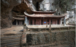 Ninh Binh 2 days 1 night: Hoa Lu - Mua Cave - Tam Coc - Bich Dong - Thung Nham National Park