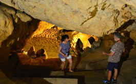 Ninh Binh 2 days 1 night: Hoa Lu - Tuyet Tinh Coc - Tam Coc - Bich Dong - Mua Cave - Galaxy Grotto