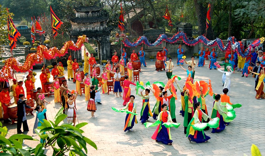 ninh-binh-thing-to-do-festival-and-event-4