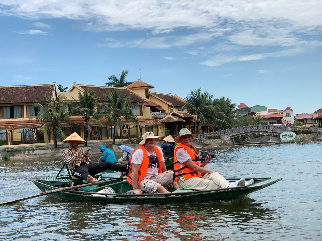 tam coc boat tour 1