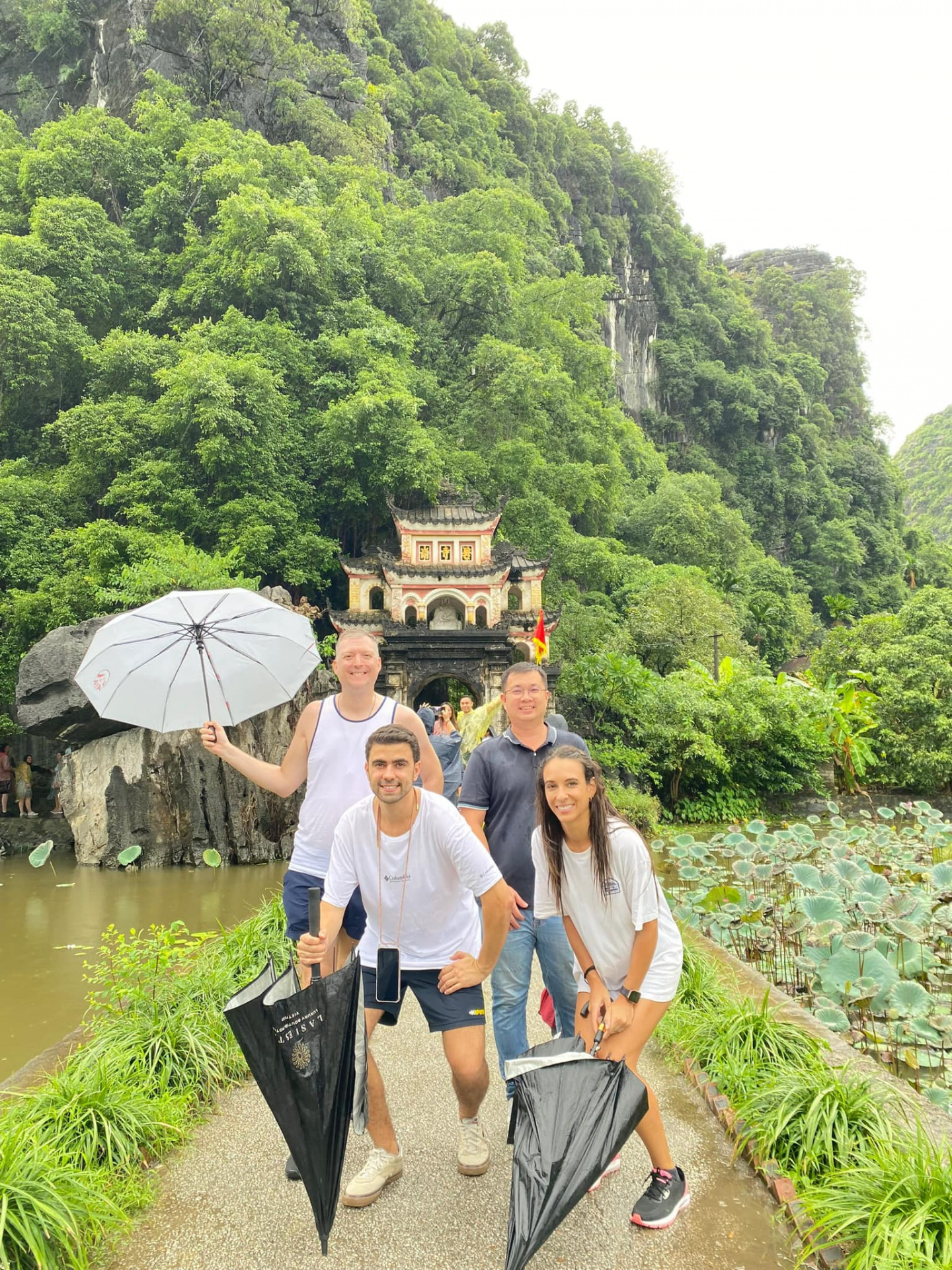 what-to-do-in-ninh-binh-when-it's-raining-13