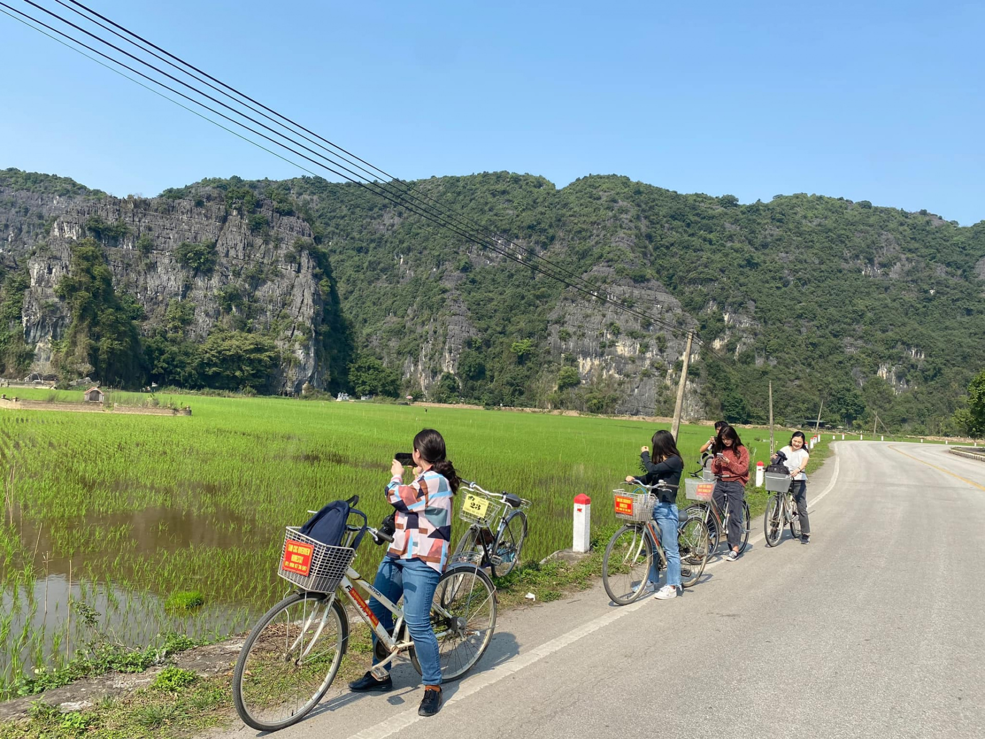 Aloha-Vietnam-Travel-review-a-day-trip-in-ninh-binh-1