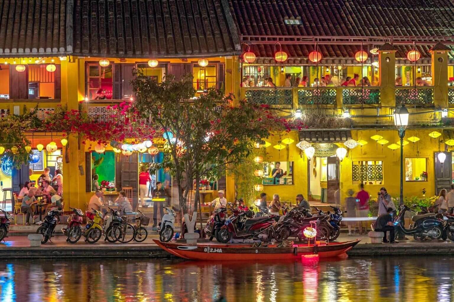 vietnam travel during tet